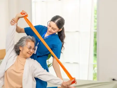 Get Hand Therapy from Munger Physical Therapy in Michigan - Munger PT