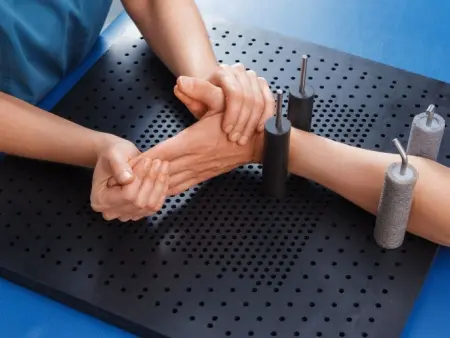 What to Expect from Hand Therapy - Munger Physical Therapy Explains