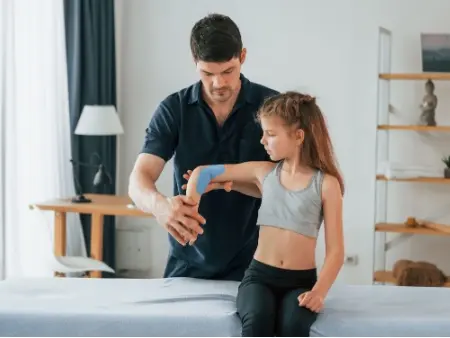 How Kinesio Taping Supports Physical Therapy - Munger PT
